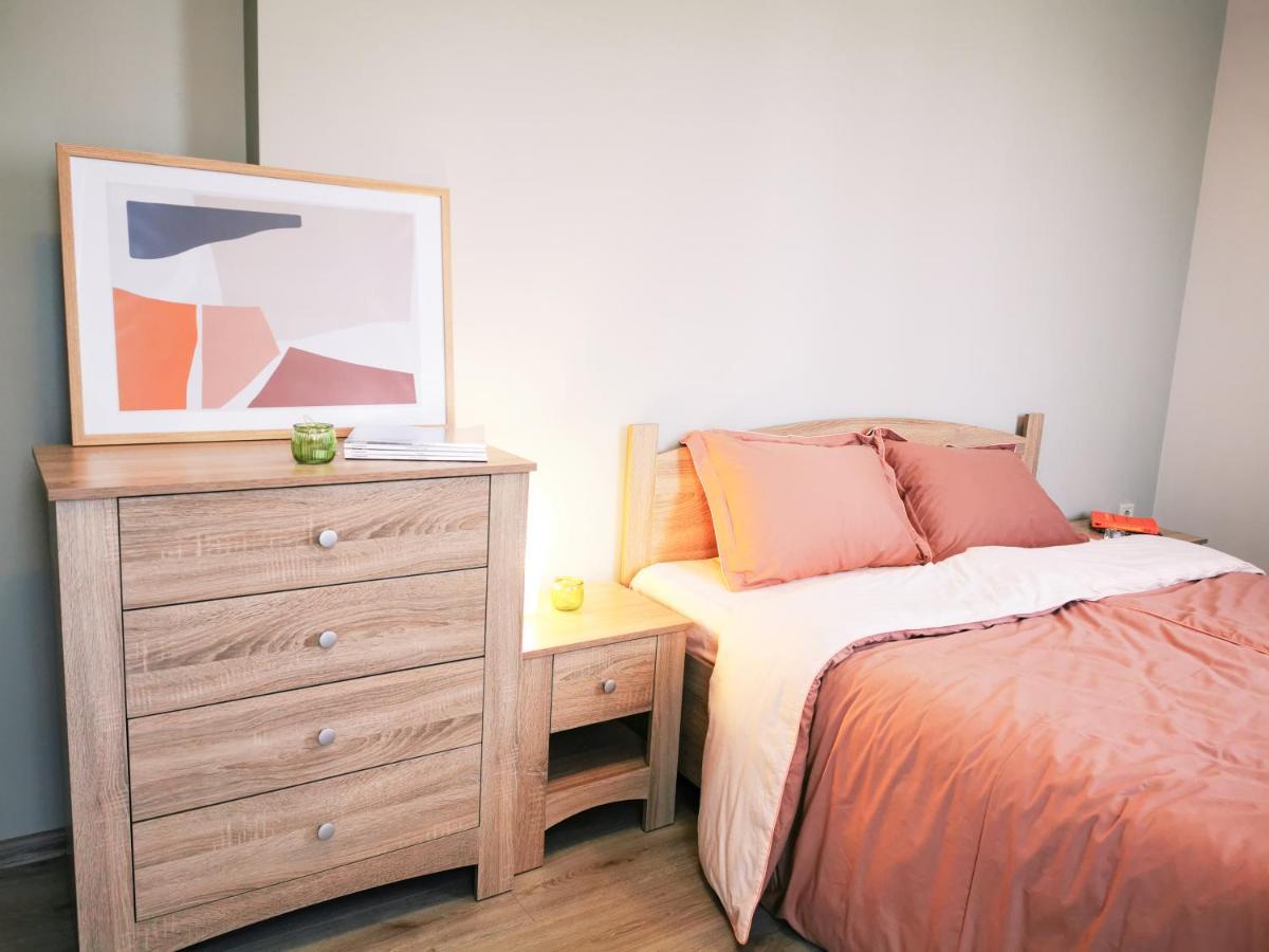 So Close Kapana - 2 Rooms Central Apartments プロヴディフ エクステリア 写真