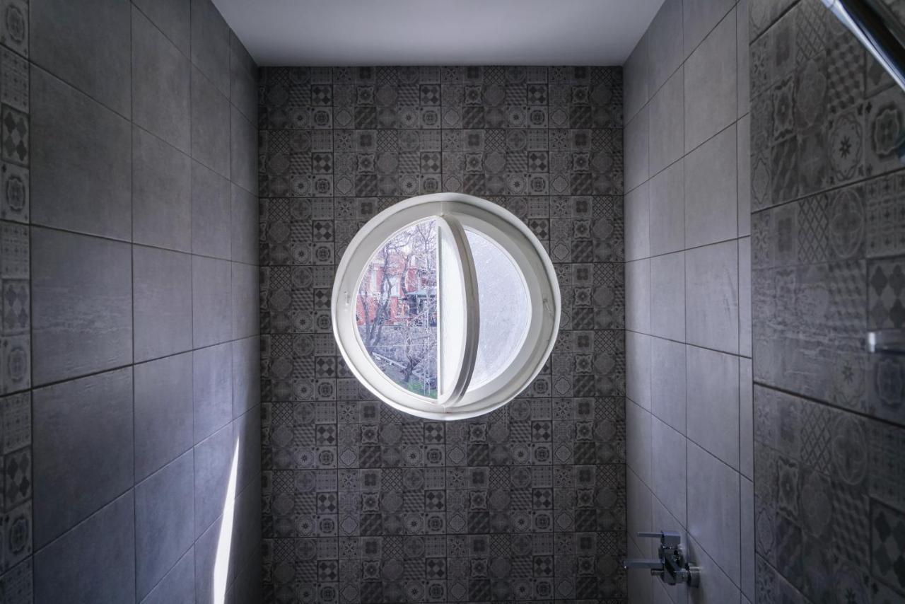 So Close Kapana - 2 Rooms Central Apartments プロヴディフ エクステリア 写真