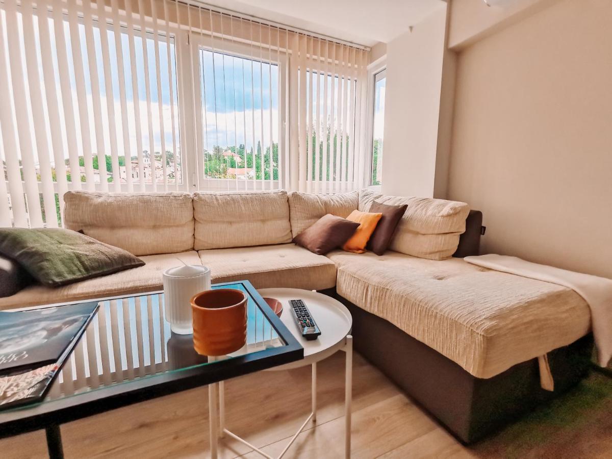 So Close Kapana - 2 Rooms Central Apartments プロヴディフ エクステリア 写真