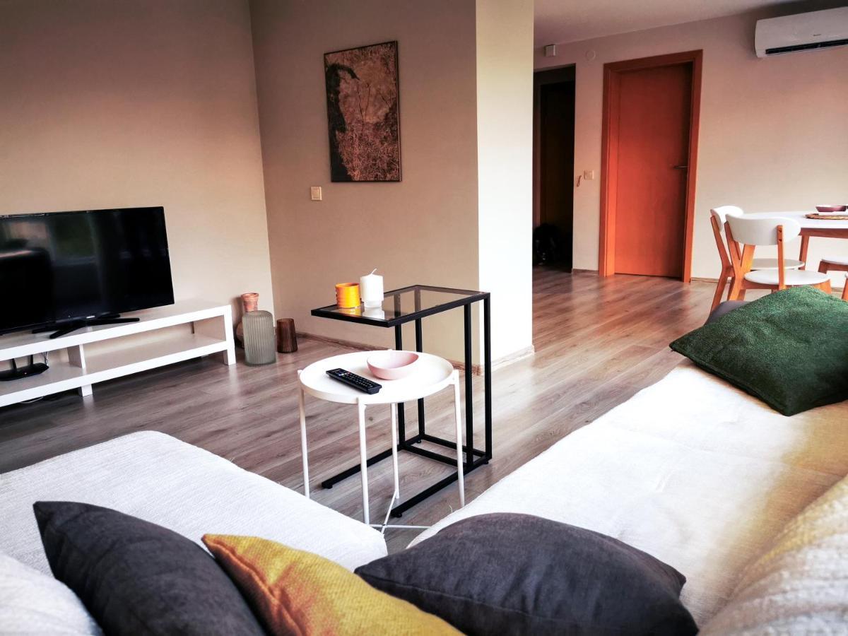 So Close Kapana - 2 Rooms Central Apartments プロヴディフ エクステリア 写真